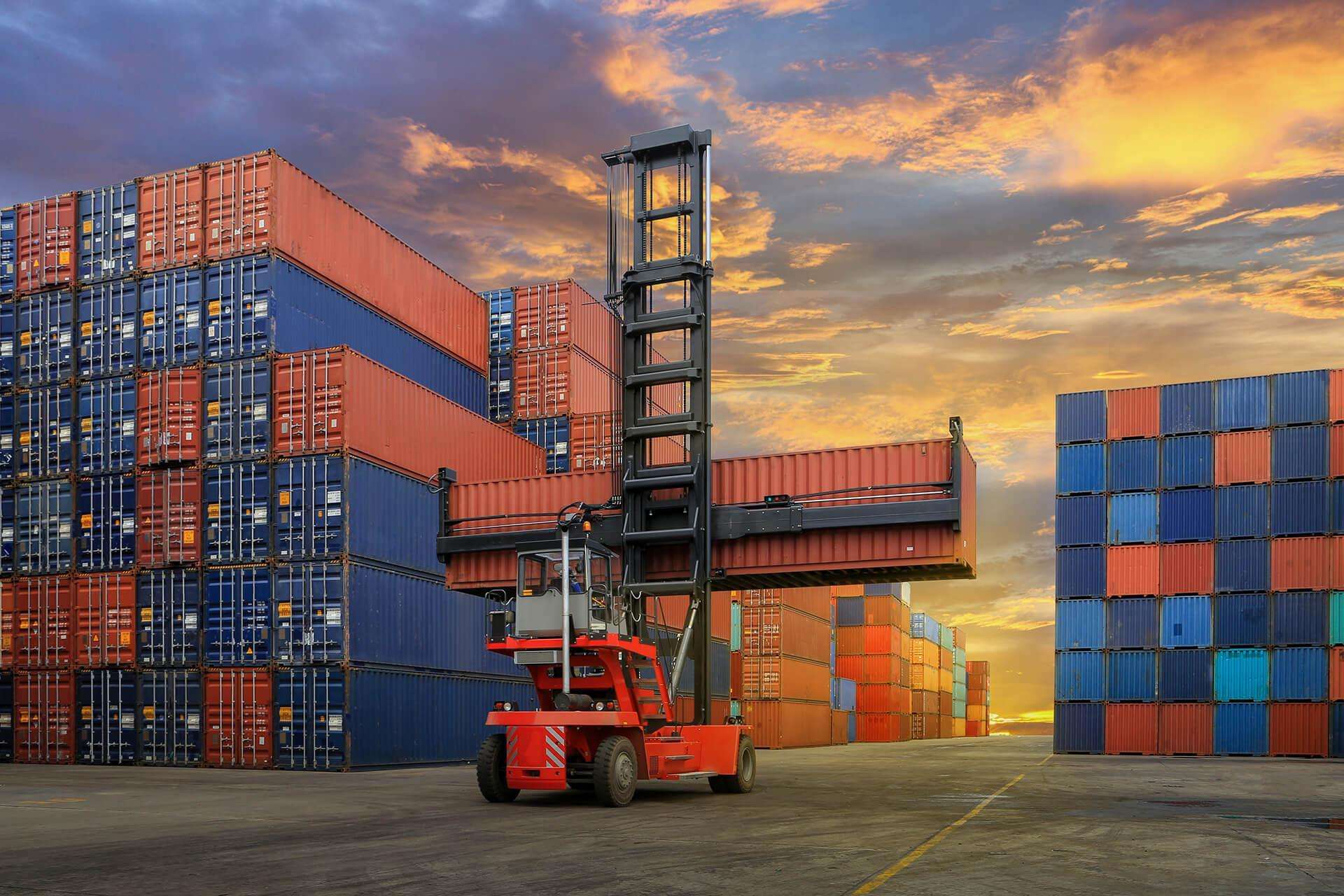 Buying a Shipping Container in Canada